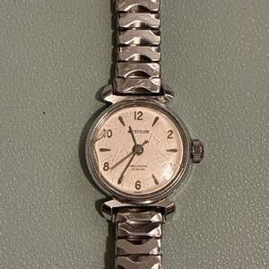Westclox Silver Dial Mechanical Handwind Ladies Vintage 1960s Watch